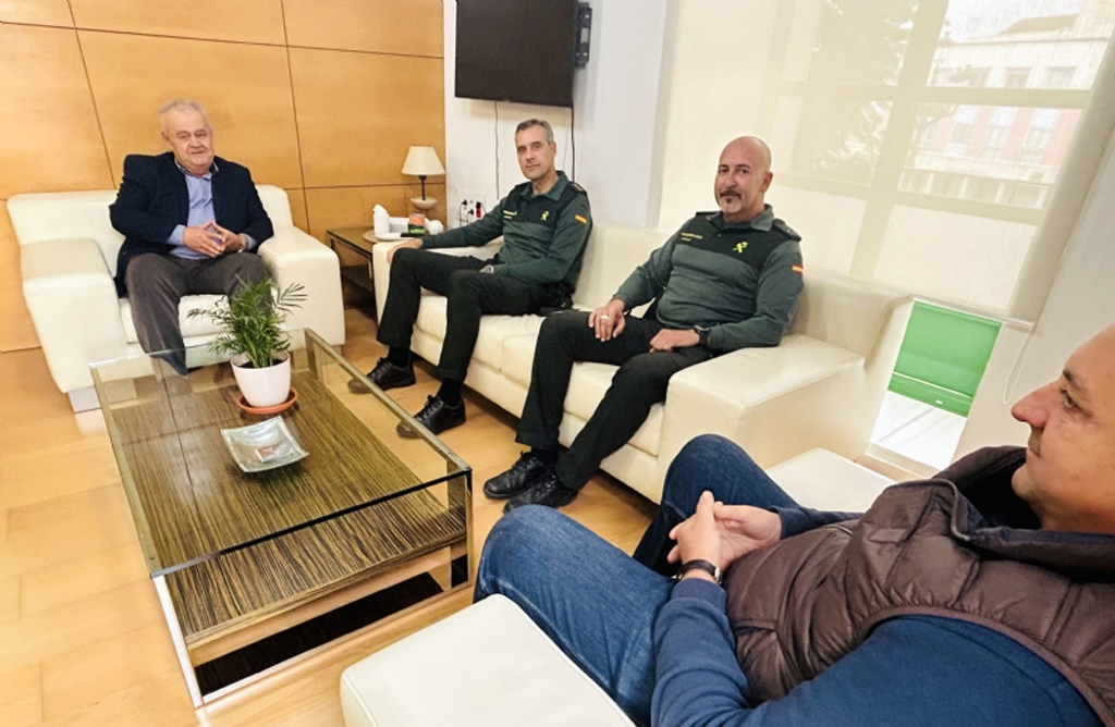 El alcalde pide ms efectivos de la Guardia Civil y mayor presencia de la Unidad de Seguridad Ciudadana